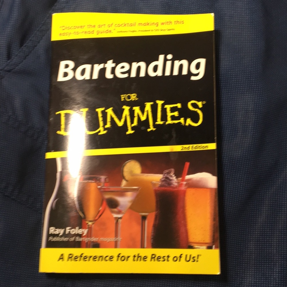 Bartending for dummies book. Second edition.